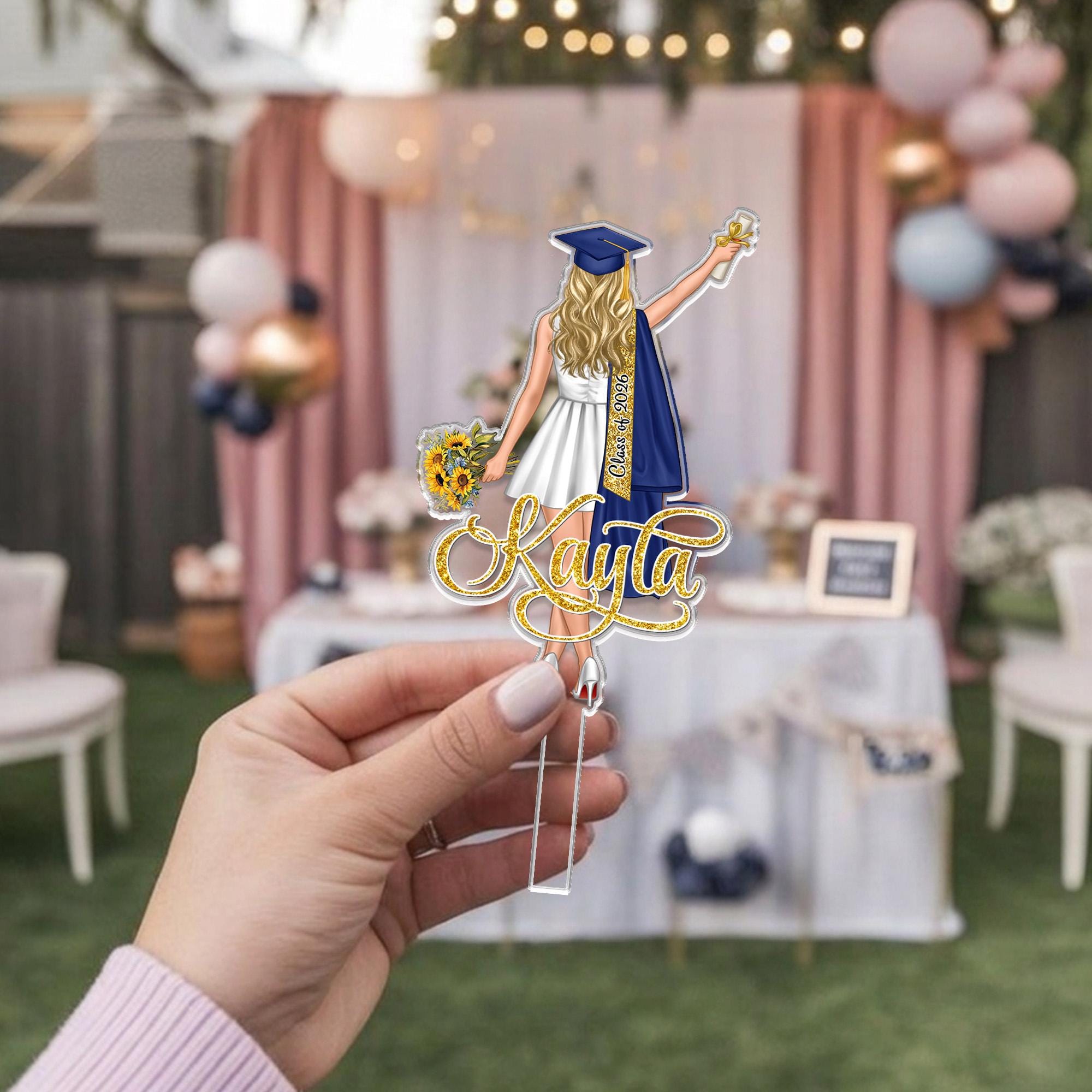 Custom Graduation Cake Topper for Girls – Celebrate Her Achievement in Style!