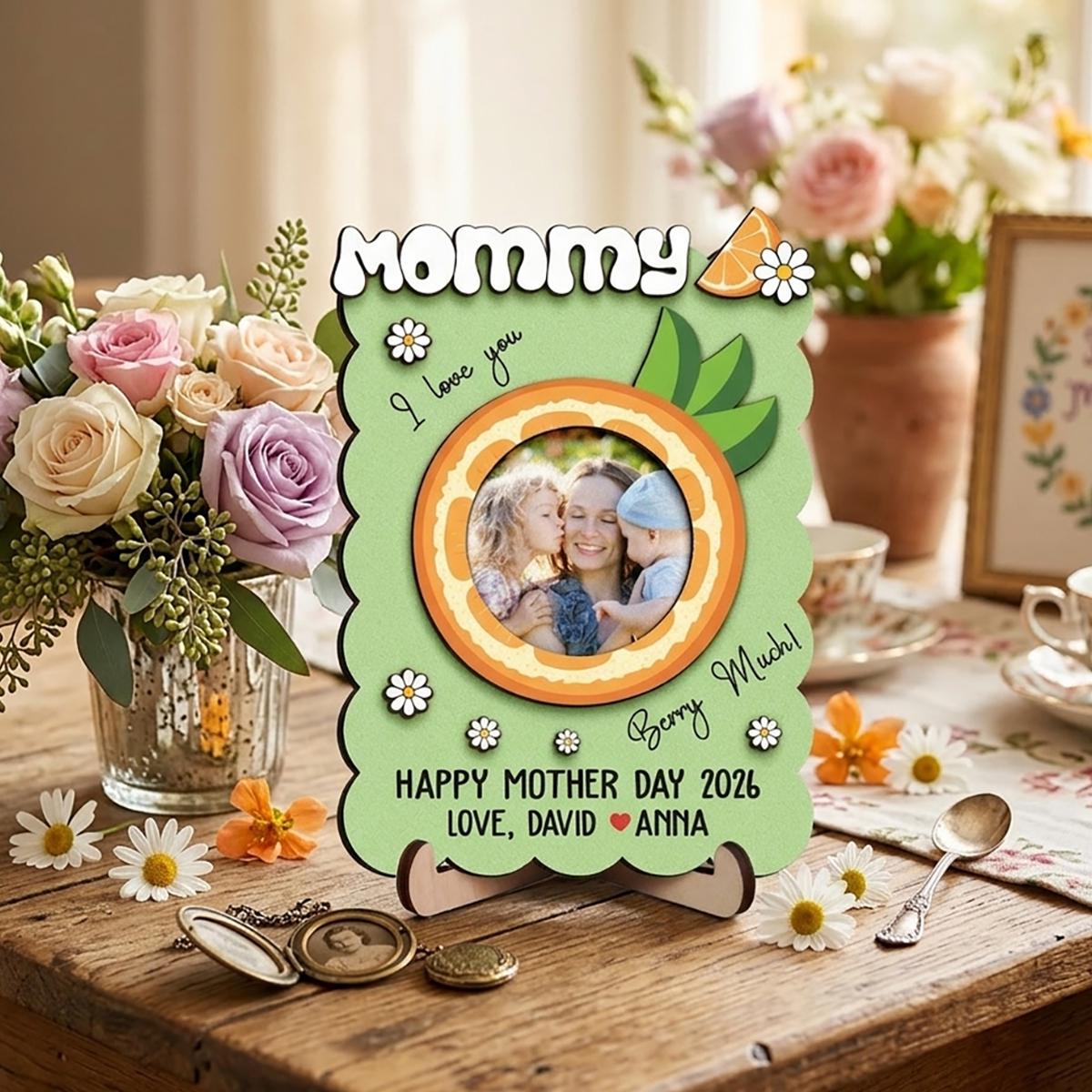 Personalized Wooden Photo Frame Plaque – Custom Strawberry-Themed Gift for Mom, Nana, or Grandma